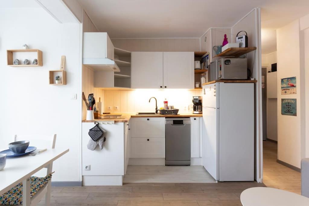 Chez Laurence - Elegant Appartement Climatise Avec Wifi Et Parking ラ・グランド・モット エクステリア 写真